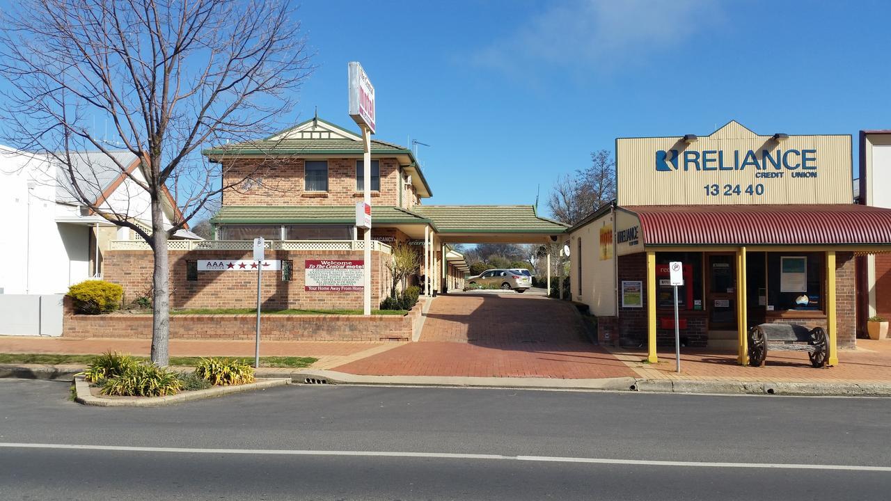 Blayney Central Motel Bagian luar foto