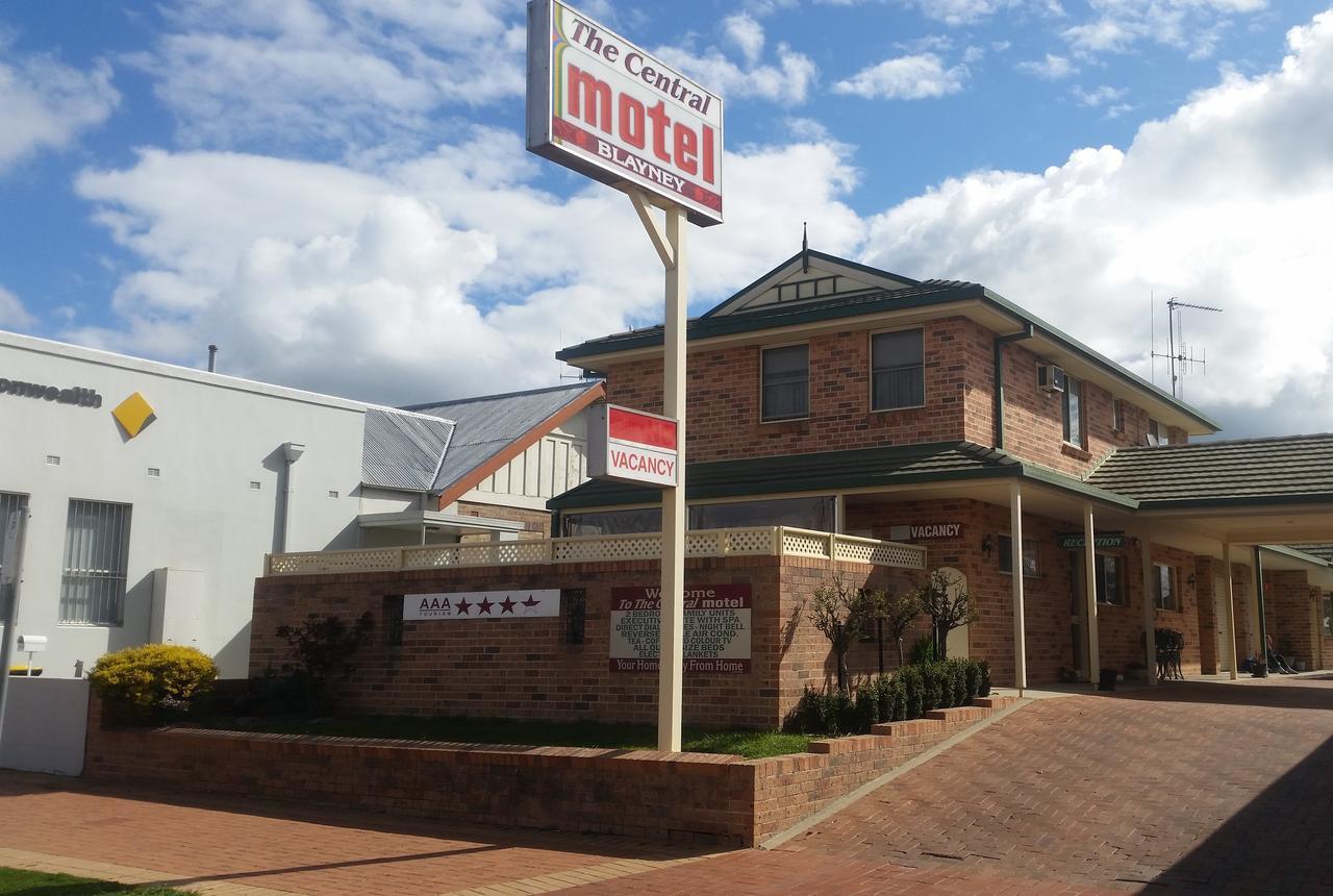 Blayney Central Motel Bagian luar foto